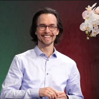 Pastor Tillmann Frey